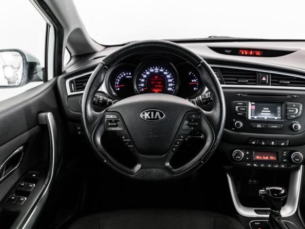 Kia Ceed II Рестайлинг с пробегом 2017 года, цена 1 449 000 рублей, 100621 км, хэтчбек, Автокод Объявления