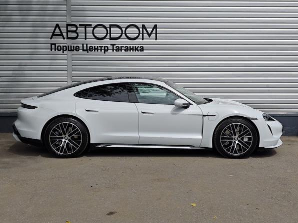 Porsche Taycan I с пробегом 2021 года, цена 9 597 000 рублей, 45515 км, седан, Автокод Объявления