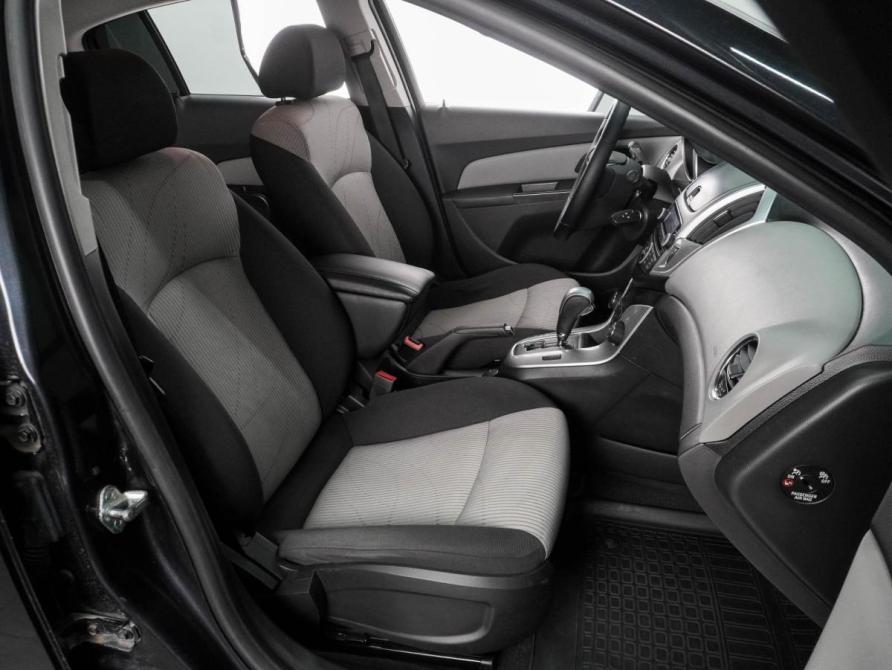 Chevrolet Cruze I Рестайлинг Воронеж  - изображение 8