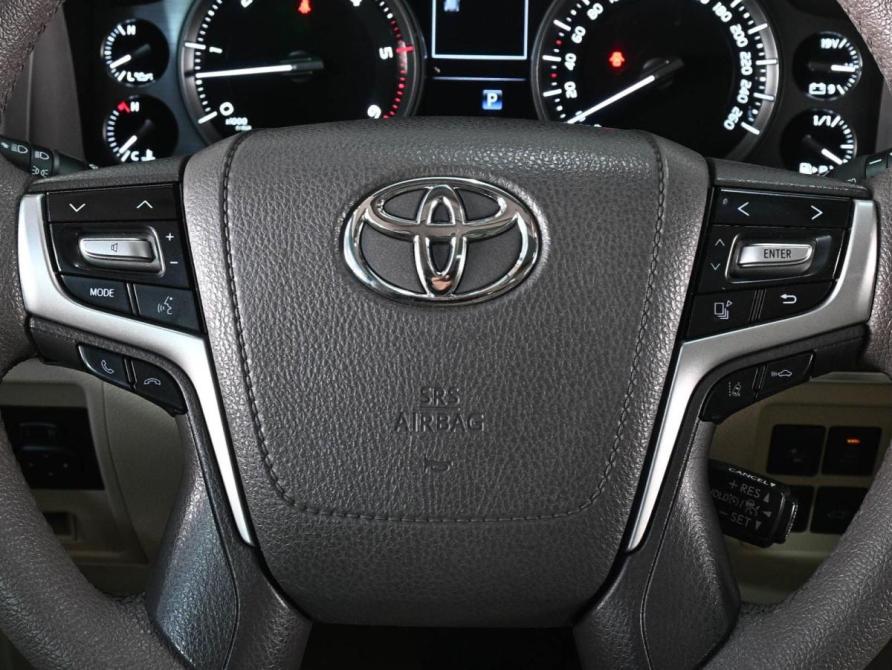 Toyota Land Cruiser 200 Series Рестайлинг 2 Ростов-на-Дону  - изображение 13
