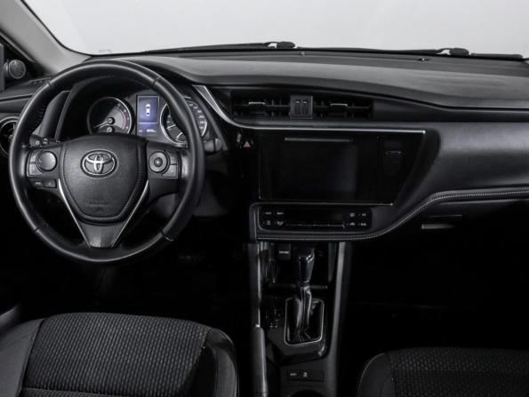 Toyota Corolla XI (E160 E170 E180) Рестайлинг 1 с пробегом 2017 года, цена 1 780 000 рублей, 89586 км, седан, Автокод Объявления