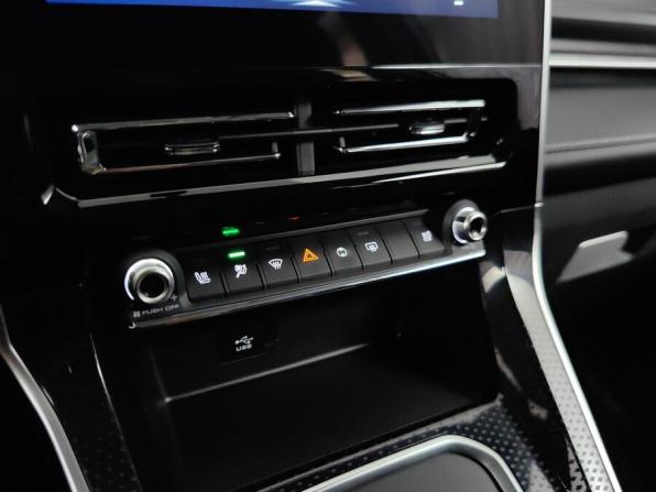 Haval M6 II с пробегом 2024 года, цена 1 935 000 рублей, 10137 км, внедорожник, Автокод Объявления