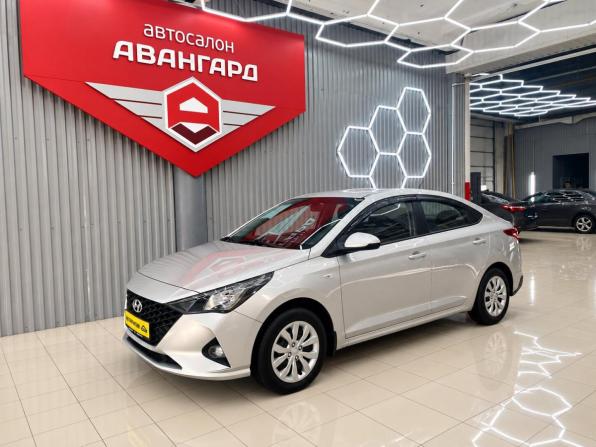 Hyundai Solaris II Рестайлинг с пробегом 2021 года, цена 1 310 000 рублей, 100649 км, седан, Автокод Объявления