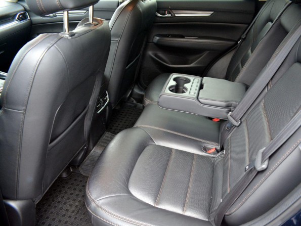 Mazda CX-5 II с пробегом 2017 года, цена 2 799 000 рублей, 96156 км, offers.body_type.unknown, Автокод Объявления