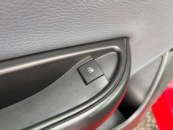 Opel Astra J Рестайлинг с пробегом 2013 года, цена 720 000 рублей, 146000 км, хэтчбек, Автокод Объявления