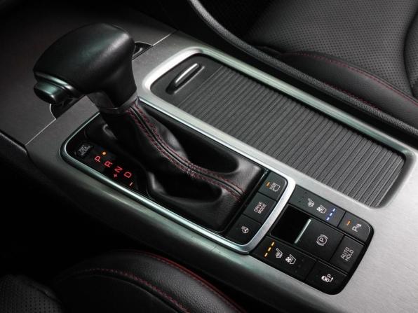 Kia Optima IV Рестайлинг с пробегом 2019 года, цена 1 999 000 рублей, 111443 км, седан, Автокод Объявления