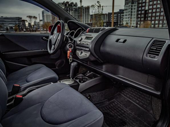 Honda Jazz I Рестайлинг с пробегом 2007 года, цена 599 000 рублей, 102000 км, хэтчбек, Автокод Объявления