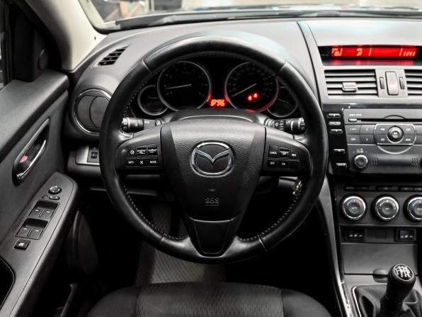 Mazda 6 II (GH) Рестайлинг с пробегом 2011 года, цена 870 000 рублей, 234661 км, лифтбек, Автокод Объявления