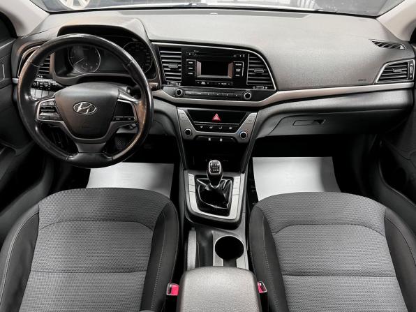 Hyundai Elantra VI (AD) с пробегом 2017 года, цена 1 345 000 рублей, 143827 км, седан, Автокод Объявления