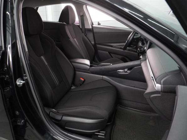 Hyundai Elantra VII (CN7) с пробегом 2021 года, цена 2 069 000 рублей, 114977 км, седан, Автокод Объявления