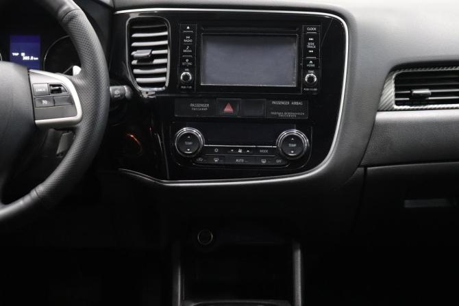 Mitsubishi Outlander III Рестайлинг с пробегом 2014 года, цена 1 309 000 рублей, 218000 км, внедорожник, Автокод Объявления