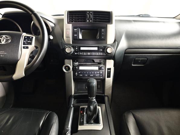 Toyota Land Cruiser Prado 150 Series с пробегом 2010 года, цена 2 495 000 рублей, 257164 км, внедорожник, Автокод Объявления
