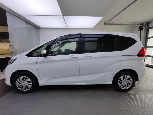 Honda Freed II с пробегом 2017 года, цена 1 519 000 рублей, 136000 км, компактвэн, Автокод Объявления