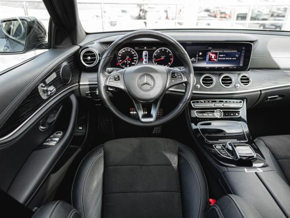 Mercedes-Benz E-Класс V (W213 S213 C238) с пробегом 2017 года, цена 3 398 000 рублей, 59997 км, седан, Автокод Объявления