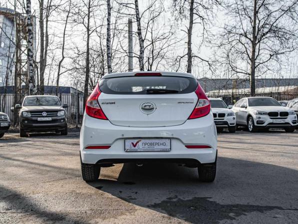 Hyundai Solaris I Рестайлинг с пробегом 2015 года, цена 799 000 рублей, 151859 км, седан, Автокод Объявления