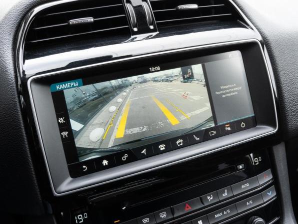 Jaguar F-Pace I с пробегом 2016 года, цена 2 240 000 рублей, 155898 км, внедорожник, Автокод Объявления