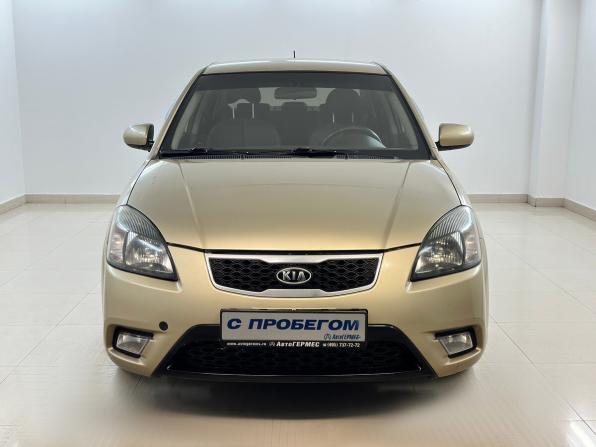 Kia Rio II Рестайлинг с пробегом 2010 года, цена 450 000 рублей, 328675 км, седан, Автокод Объявления