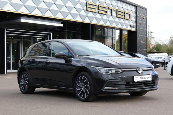 Volkswagen Golf VIII с пробегом 2021 года, цена 2 690 000 рублей, 42310 км, хэтчбек, Автокод Объявления