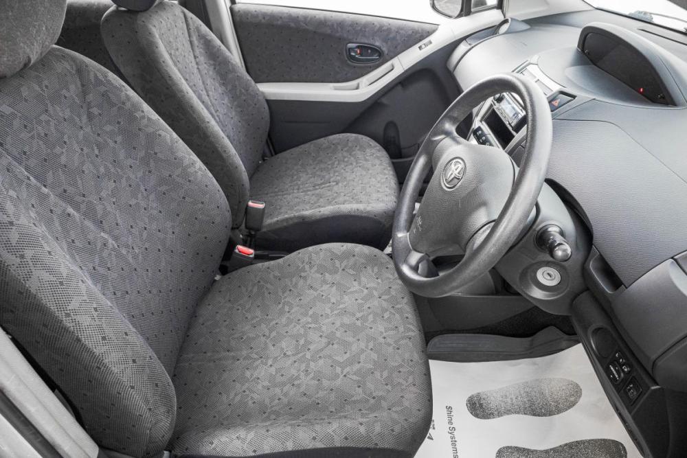 Toyota Vitz II (XP90) Барнаул  - изображение 11