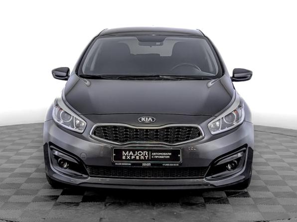 Kia Ceed II Рестайлинг с пробегом 2018 года, цена 1 410 000 рублей, 102124 км, хэтчбек, Автокод Объявления