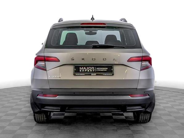 Skoda Karoq I с пробегом 2021 года, цена 2 575 000 рублей, 59380 км, внедорожник, Автокод Объявления