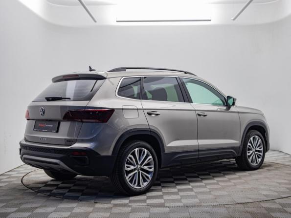 Volkswagen Taos I с пробегом 2022 года, цена 2 680 000 рублей, 74843 км, внедорожник, Автокод Объявления