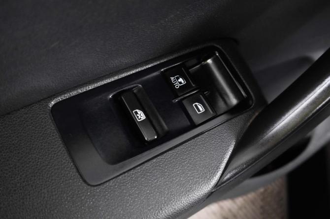 Volkswagen Polo V с пробегом 2013 года, цена 829 000 рублей, 212456 км, седан, Автокод Объявления