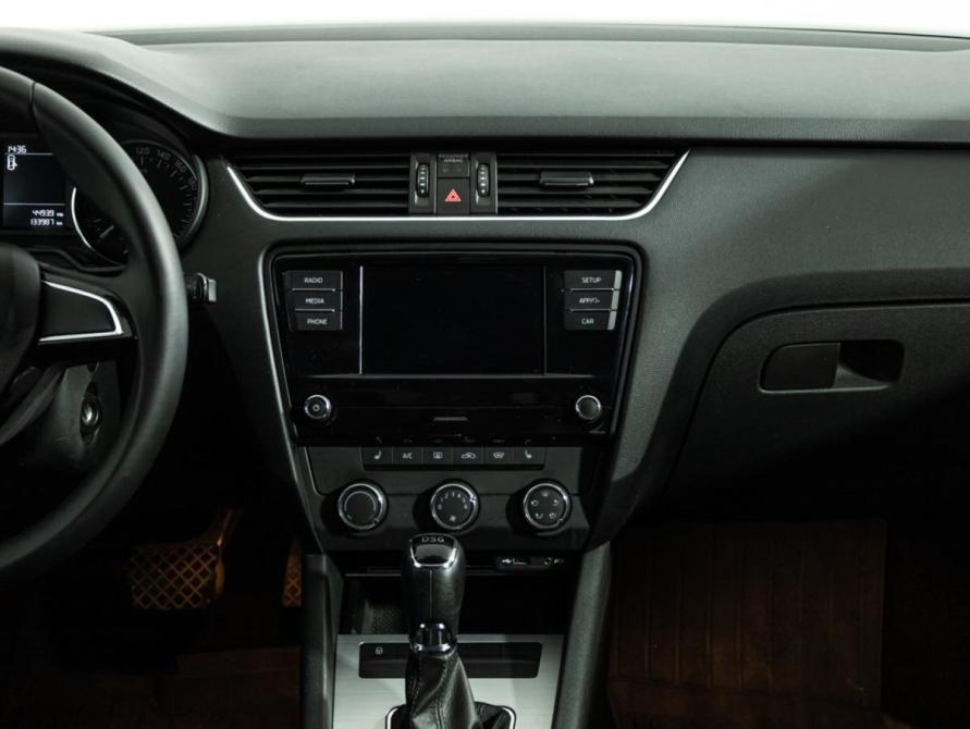Skoda Octavia III (A7) Рестайлинг Санкт-Петербург  - изображение 14