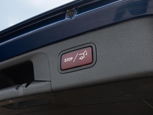 Mercedes-Benz GLC I (X253) Рестайлинг с пробегом 2020 года, цена 4 150 000 рублей, 90198 км, внедорожник, Автокод Объявления