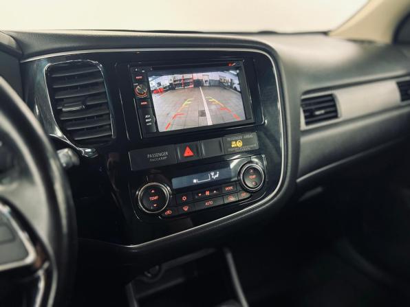 Mitsubishi Outlander III Рестайлинг 2 с пробегом 2016 года, цена 1 380 000 рублей, 247000 км, внедорожник, Автокод Объявления