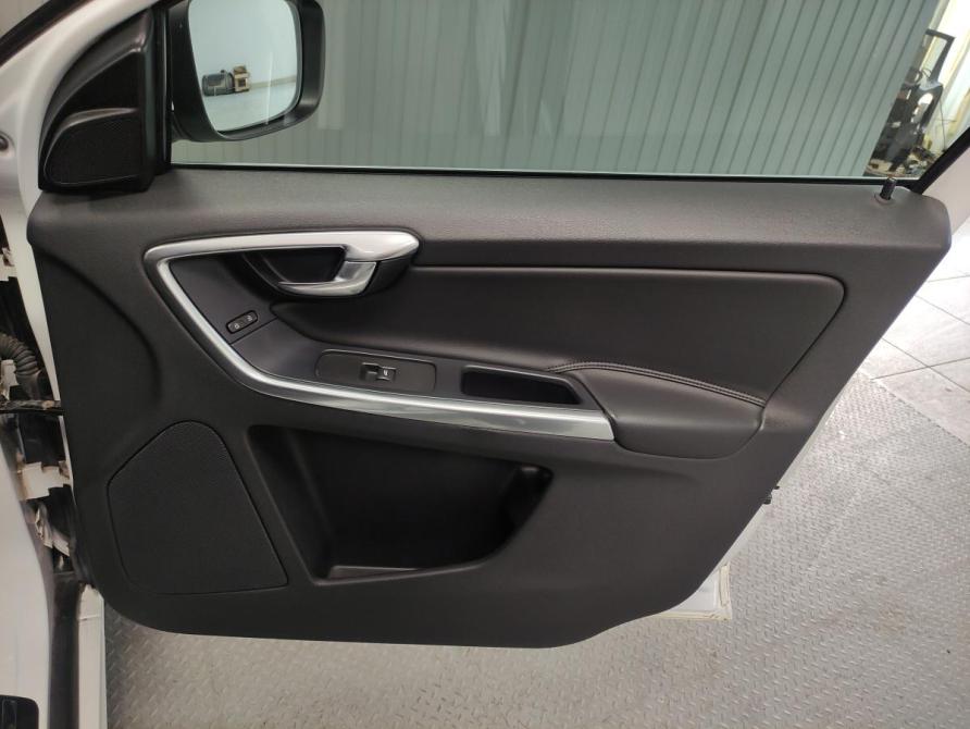 Volvo XC60 I Рестайлинг Пермь  - изображение 16