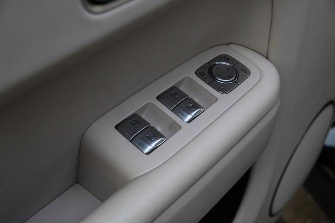Li Auto (Lixiang) L9 I с пробегом 2023 года, цена 5 900 000 рублей, 41000 км, внедорожник, Автокод Объявления