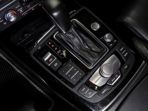 Audi A6 allroad III (C7) Рестайлинг с пробегом 2016 года, цена 2 729 000 рублей, 260847 км, универсал, Автокод Объявления