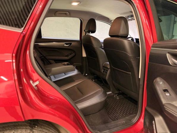 Haval Jolion I с пробегом 2023 года, цена 2 134 000 рублей, 28983 км, внедорожник, Автокод Объявления