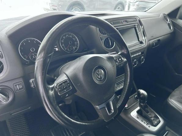 Volkswagen Tiguan I Рестайлинг с пробегом 2018 года, цена 2 238 000 рублей, 240200 км, внедорожник, Автокод Объявления
