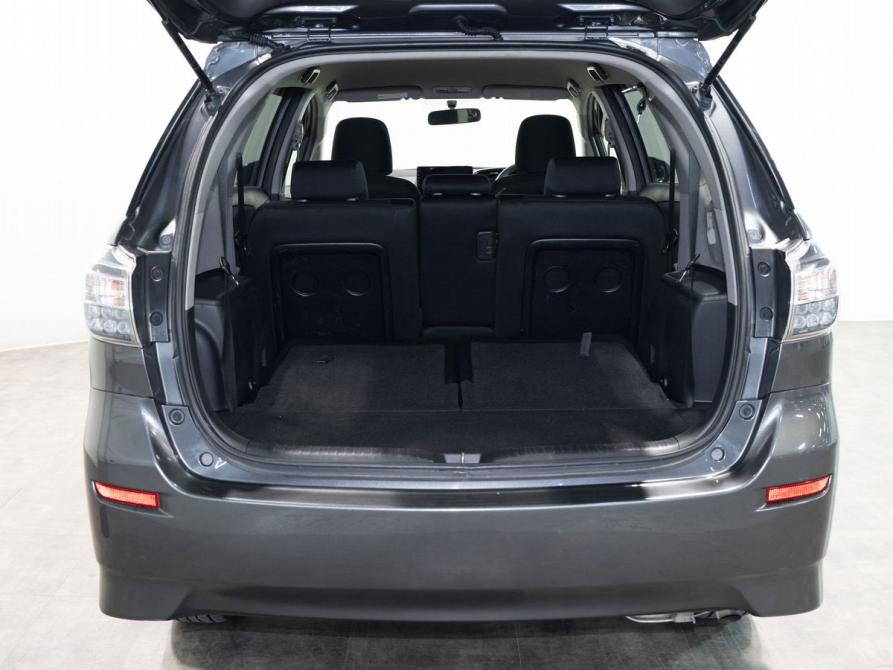 Toyota Wish II Рестайлинг Чита  - изображение 15