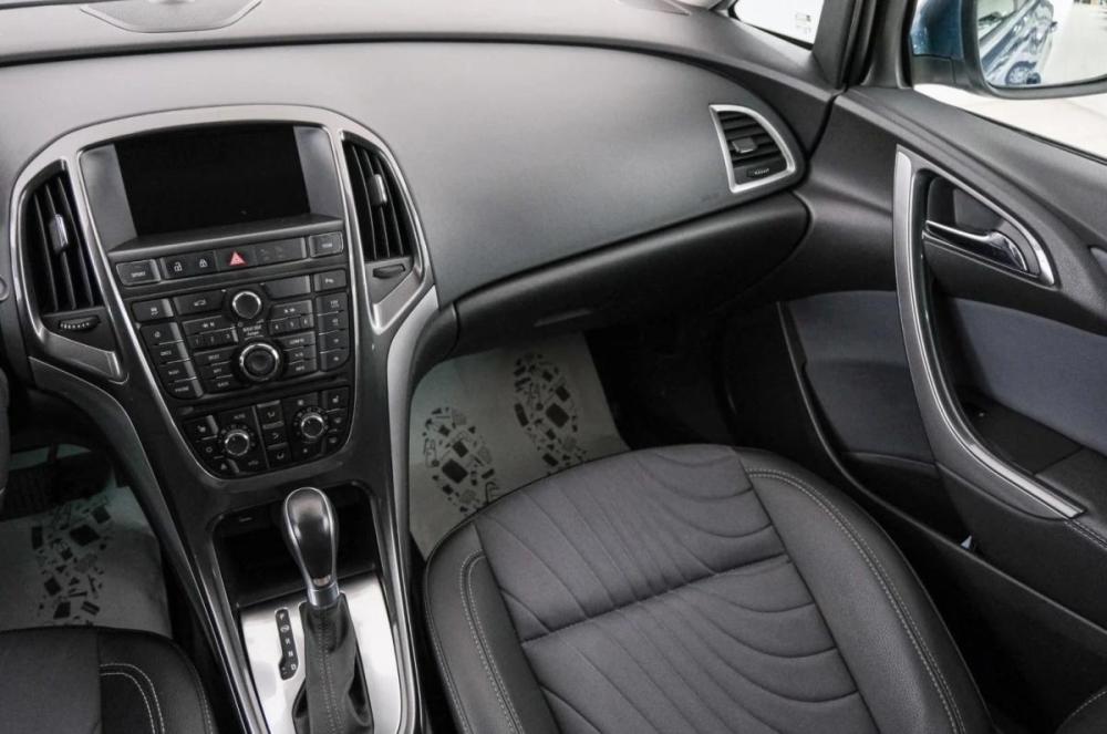 Opel Astra J Рестайлинг Красноярск  - изображение 12