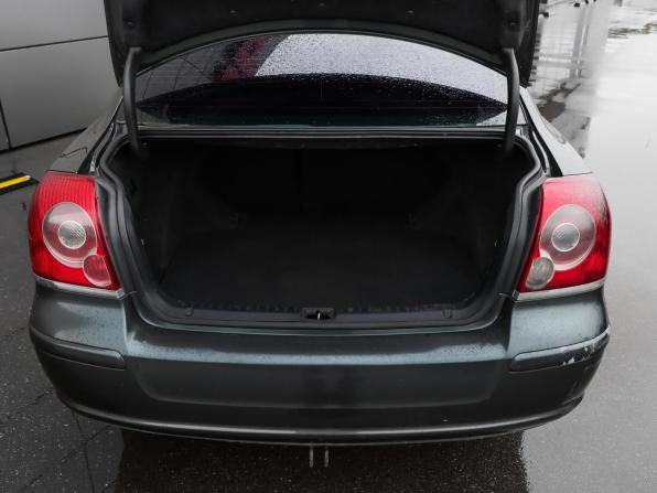 Toyota Avensis II Рестайлинг с пробегом 2006 года, цена 698 000 рублей, 302600 км, седан, Автокод Объявления