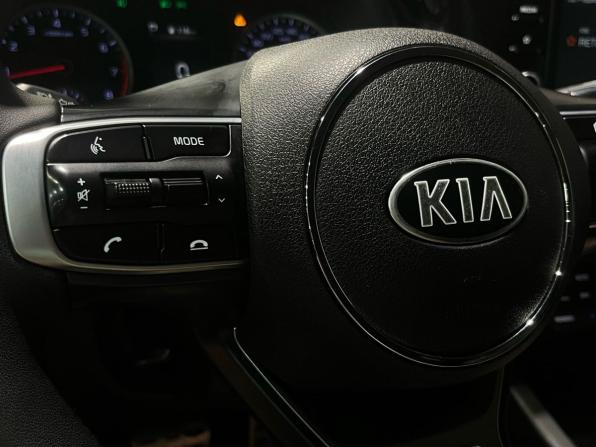 Kia K5 III с пробегом 2020 года, цена 1 770 000 рублей, 188300 км, седан, Автокод Объявления