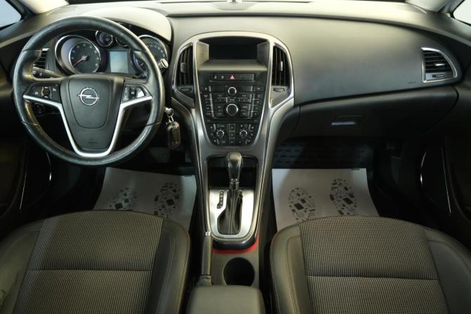 Opel Astra J с пробегом 2012 года, цена 799 000 рублей, 105400 км, хэтчбек, Автокод Объявления