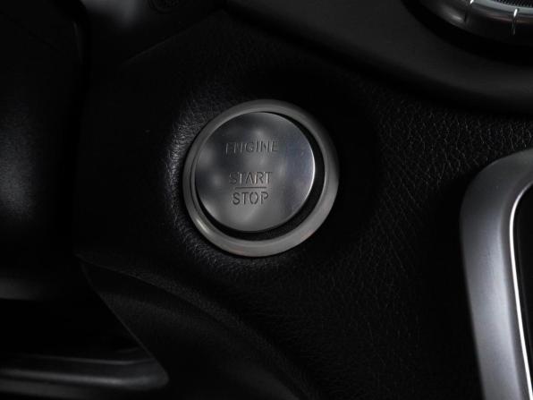 Mercedes-Benz CLA I (C117 X117) Рестайлинг с пробегом 2016 года, цена 1 809 000 рублей, 135713 км, седан, Автокод Объявления
