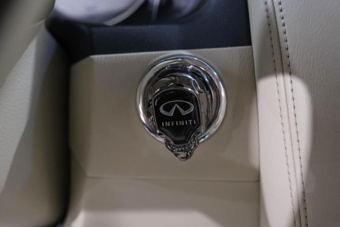 Infiniti QX80 I с пробегом 2013 года, цена 2 829 000 рублей, 262000 км, внедорожник, Автокод Объявления