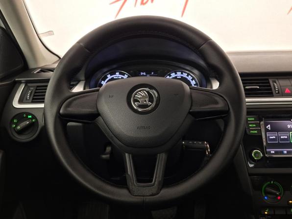 Skoda Rapid I Рестайлинг с пробегом 2019 года, цена 1 249 000 рублей, 96000 км, лифтбек, Автокод Объявления