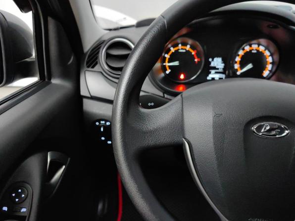 Lada (ВАЗ) Granta I Рестайлинг с пробегом 2021 года, цена 729 000 рублей, 106000 км, хэтчбек, Автокод Объявления
