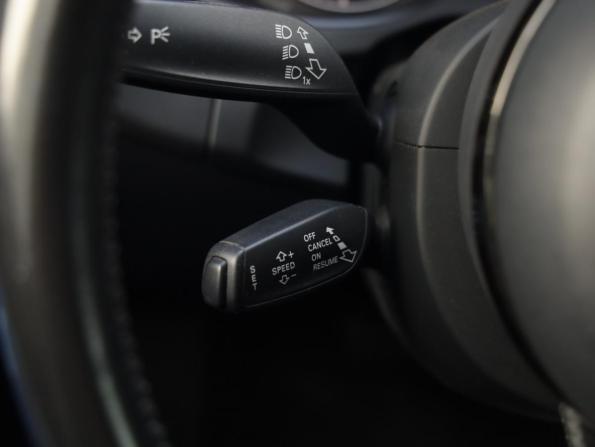 Audi Q5 I (8R) Рестайлинг с пробегом 2015 года, цена 2 690 000 рублей, 141370 км, внедорожник, Автокод Объявления