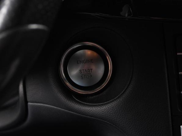Mercedes-Benz CLS II (C218) Рестайлинг с пробегом 2014 года, цена 3 305 000 рублей, 132244 км, седан, Автокод Объявления