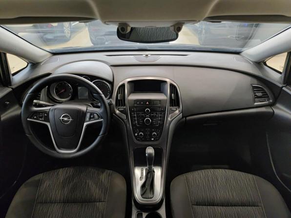 Opel Astra J с пробегом 2011 года, цена 550 000 рублей, 153370 км, хэтчбек, Автокод Объявления