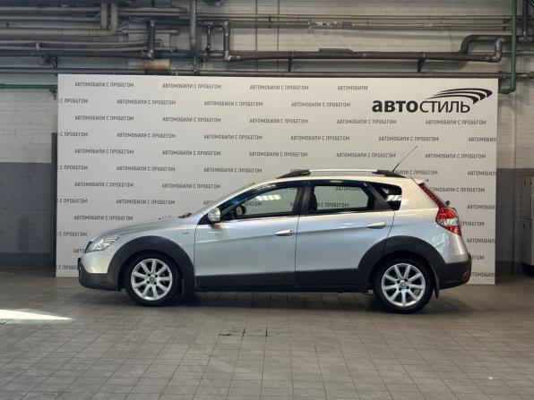Dongfeng H30 Cross с пробегом 2016 года, цена 499 000 рублей, 101000 км, хэтчбек, Автокод Объявления