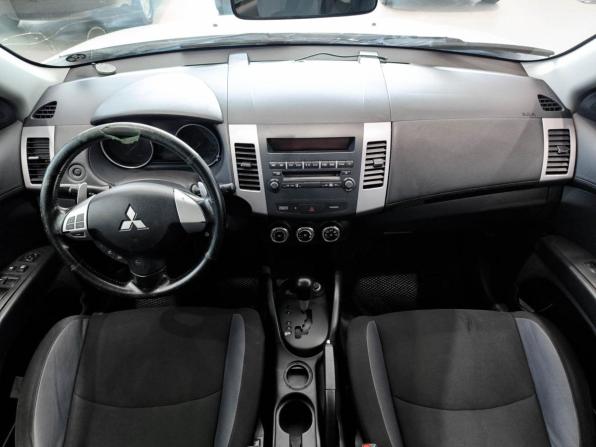 Mitsubishi Outlander II Рестайлинг с пробегом 2011 года, цена 920 000 рублей, 247186 км, внедорожник, Автокод Объявления