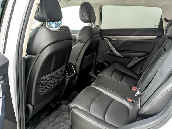 Geely Atlas Pro с пробегом 2023 года, цена 1 915 000 рублей, 111621 км, внедорожник, Автокод Объявления